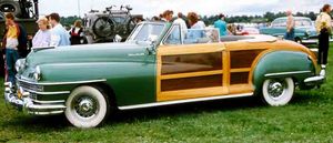 Chrysler_Town_Country_Convertible_1948.jpg