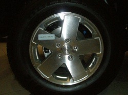 20091207-ult-car16.jpg