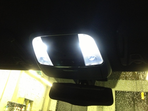 クライスラー残り一台フロアランプ