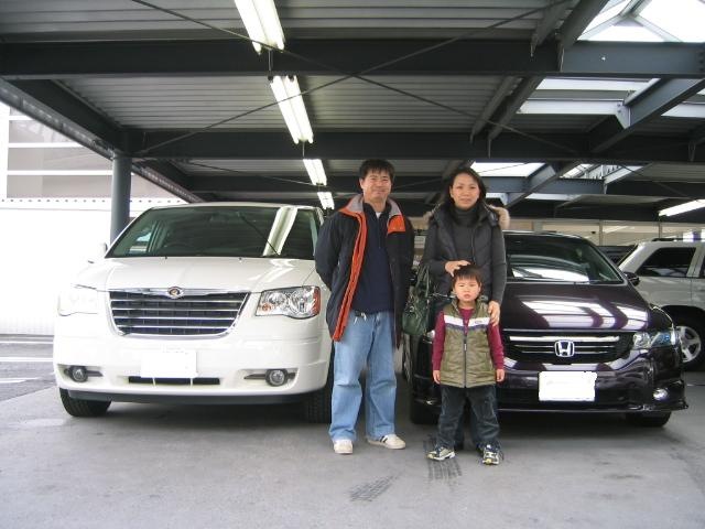 http://www.chukyo-chrysler.co.jp/chrysler/ex/up_img/20091228Grand_Vo001.jpg