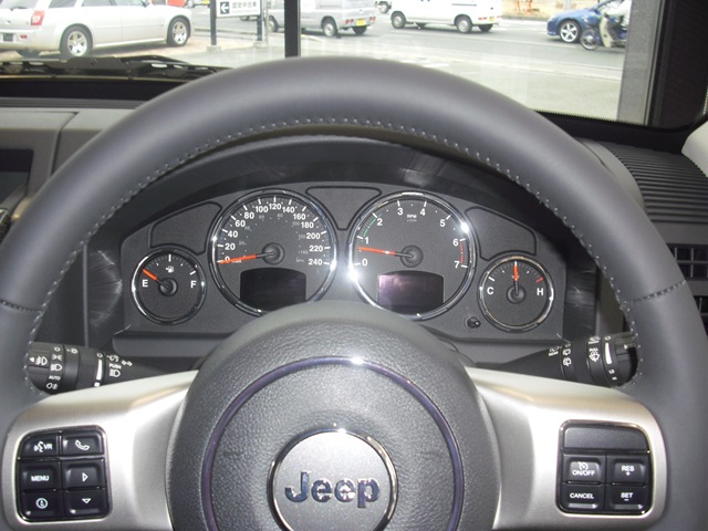 http://www.chukyo-chrysler.co.jp/jeep/ex/up_img/20110219chr-pic004.jpg