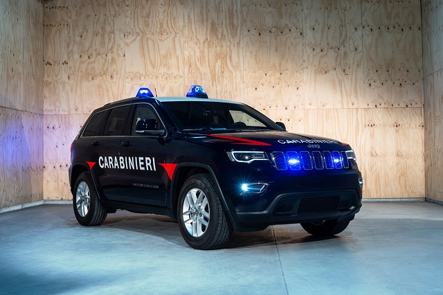 Jeep-GrandCherokee-Carabinieri_03.jpg