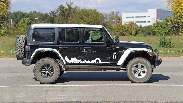 jeep-wrangler-stormtrooper-edition-spy-photo.jpg