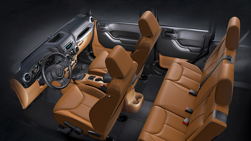 wrangler_saddle_leather_trimmed_seats.jpg