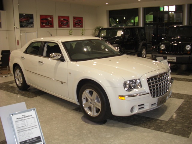 http://www.chukyo-chrysler.co.jp/up_img/20090702kasugai-pic006.jpg