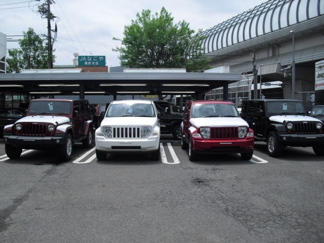 http://www.chukyo-chrysler.co.jp/up_img/20100521nagoyahigasi-pic001.jpg